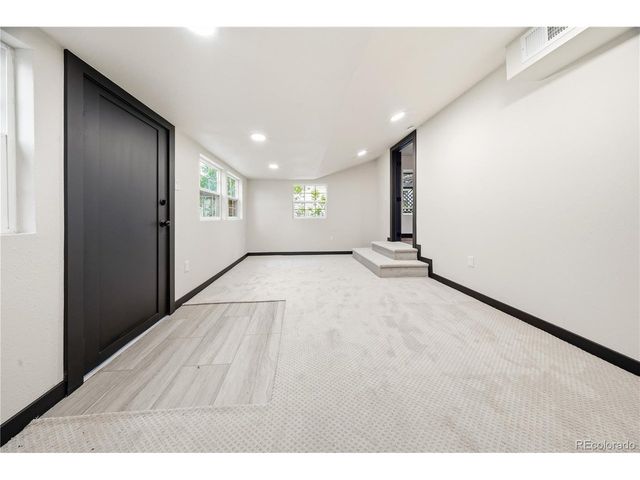 8060 W 12th Ave, Lakewood, CO 80214