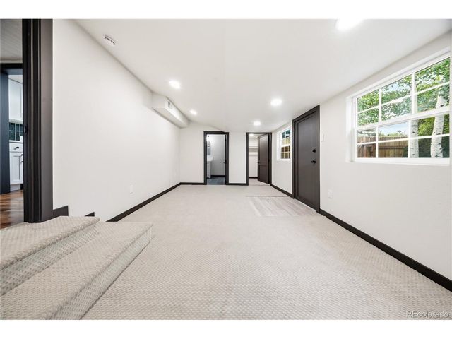 8060 W 12th Ave, Lakewood, CO 80214
