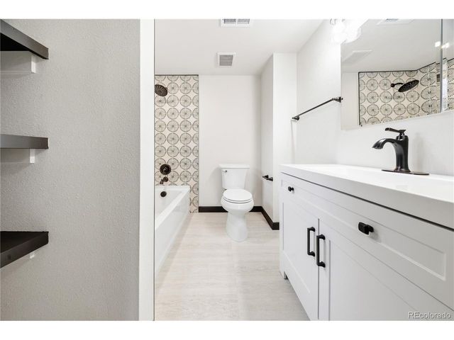 8060 W 12th Ave, Lakewood, CO 80214