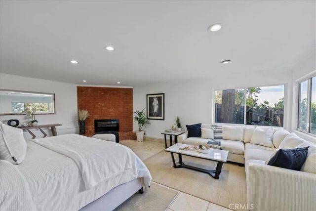 5338 Waldo, Los Angeles, CA 90041