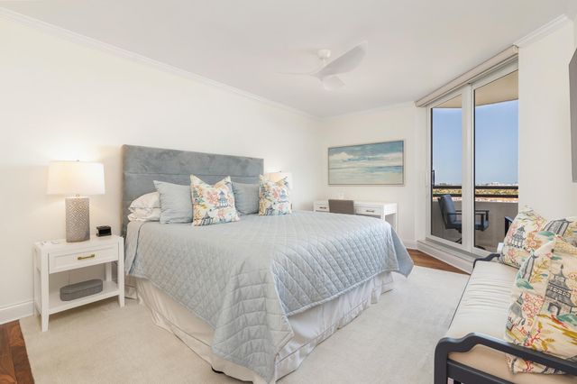 3322 Casseekey Island Road 902, Jupiter, FL 33477