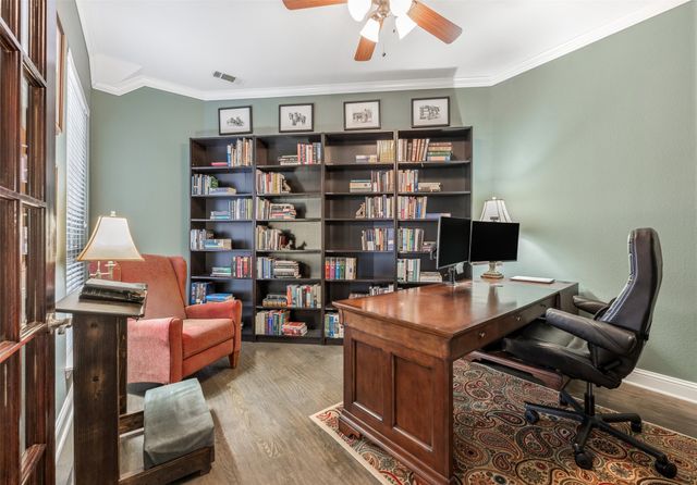 3400 Huddersfield Crest, Highland Village, TX 75077