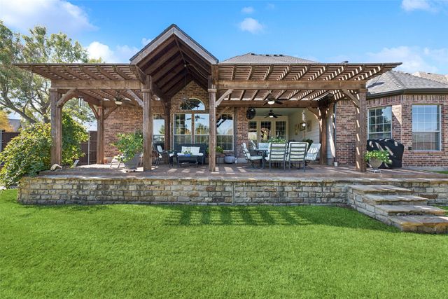 3400 Huddersfield Crest, Highland Village, TX 75077