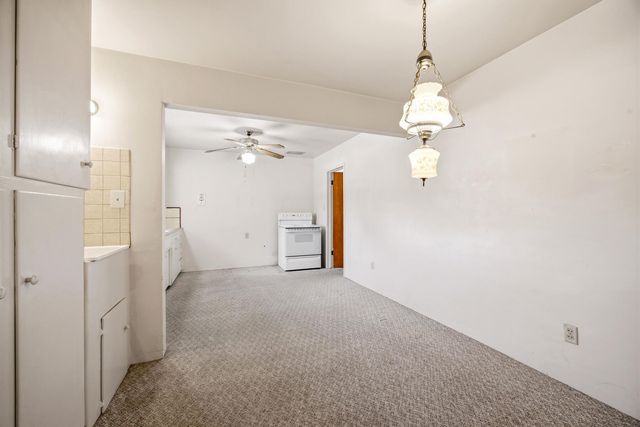 2080 Mckinley Avenue, Hanford, CA 93230