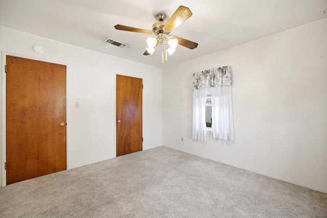2080 Mckinley Avenue, Hanford, CA 93230