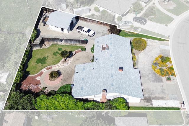 2080 Mckinley Avenue, Hanford, CA 93230