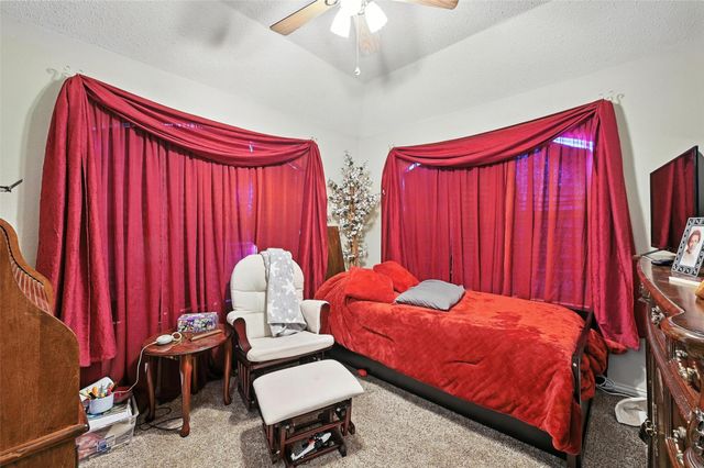 309 Familia Court, Irving, TX 75061