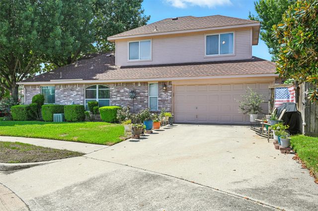 309 Familia Court, Irving, TX 75061