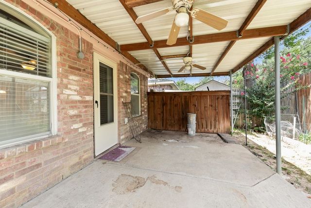 309 Familia Court, Irving, TX 75061