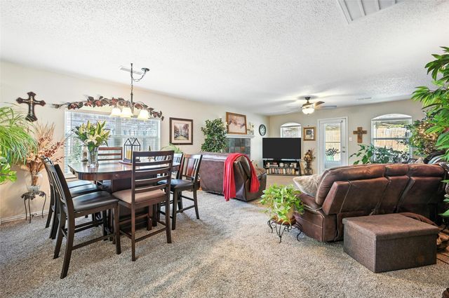 309 Familia Court, Irving, TX 75061