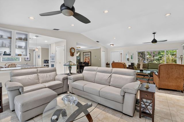 19747 Boca Greens Drive, Boca Raton, FL 33498
