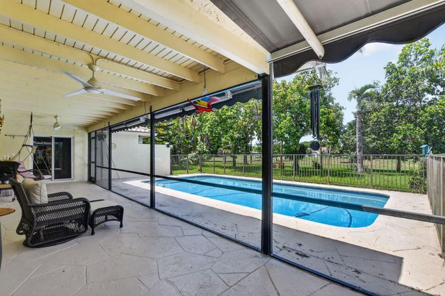 19747 Boca Greens Drive, Boca Raton, FL 33498