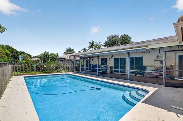 19747 Boca Greens Drive, Boca Raton, FL 33498