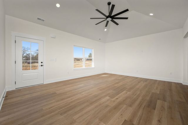 4211 Asbury Road, Manchester, TN 37355