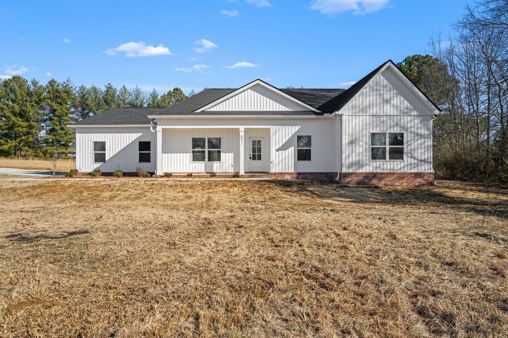 4211 Asbury Road, Manchester, TN 37355