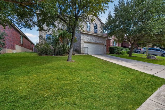 20614 Cliff Park Ln, San Antonio, TX 78258