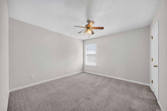 20614 Cliff Park Ln, San Antonio, TX 78258