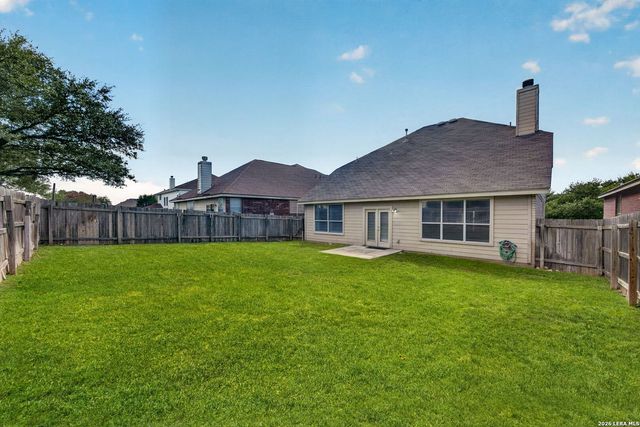 20614 Cliff Park Ln, San Antonio, TX 78258