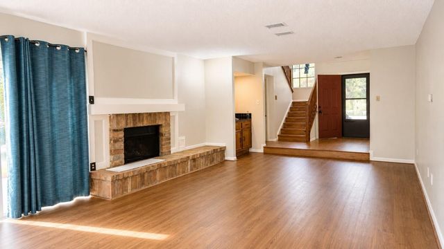 4118 Tasselwood Lane, Houston, TX 77014