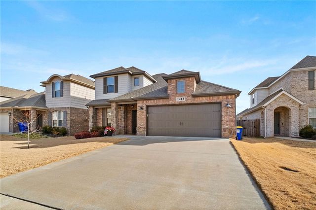 1413 Park Street, Lowell, AR 72745