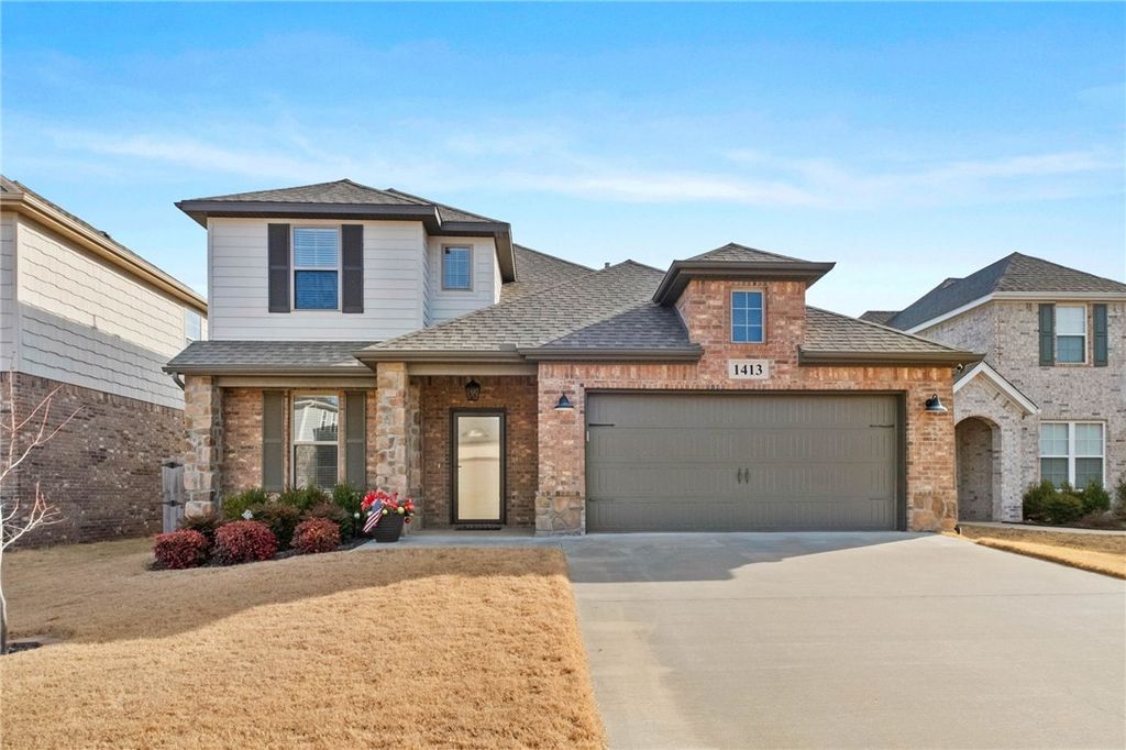 1413 Park Street, Lowell, AR 72745