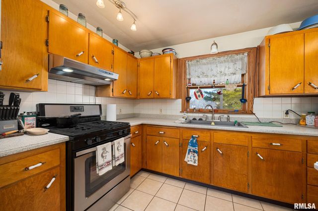 2600 BARTRUFF Lane, Pekin, IL 61554