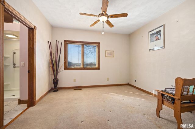 2600 BARTRUFF Lane, Pekin, IL 61554