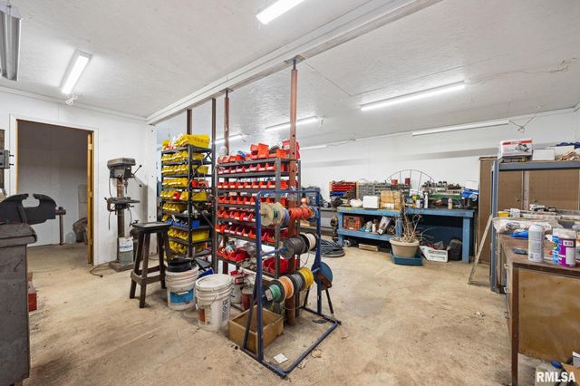 2600 BARTRUFF Lane, Pekin, IL 61554