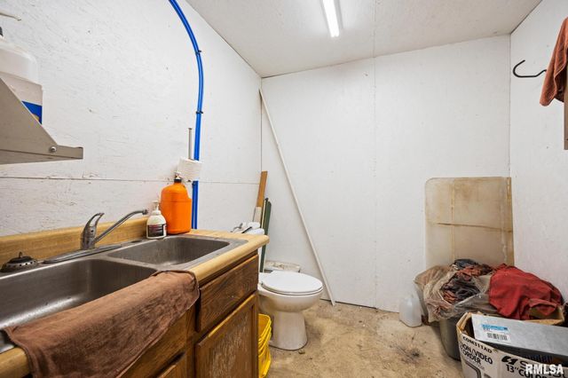 2600 BARTRUFF Lane, Pekin, IL 61554