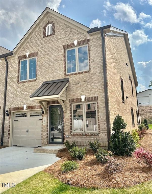 1041 Beechcraft Drive 119, Mebane, NC 27302