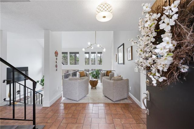 117 Klamath Court, Waleska, GA 30183