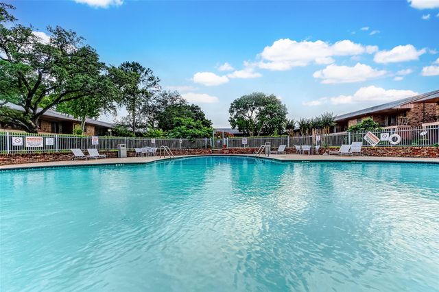 7600 Burgoyne Road 159, Houston, TX 77063