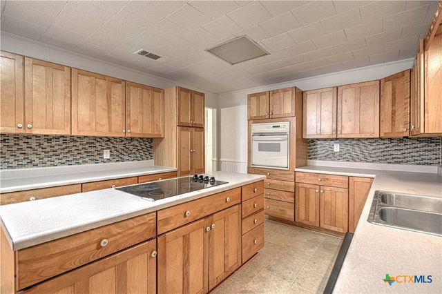 7310 Nolan Bluff Road, Belton, TX 76513