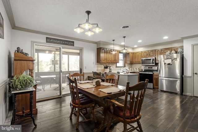 156 HORSE HAPPY RD, Newmanstown, PA 17073
