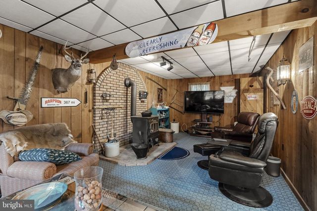 156 HORSE HAPPY RD, Newmanstown, PA 17073