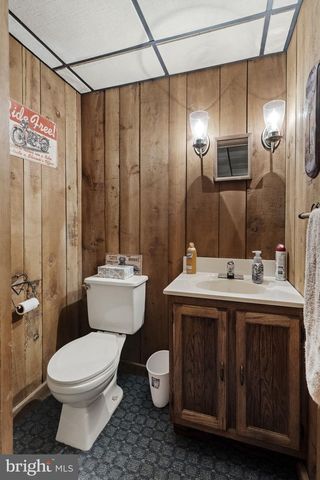 156 HORSE HAPPY RD, Newmanstown, PA 17073