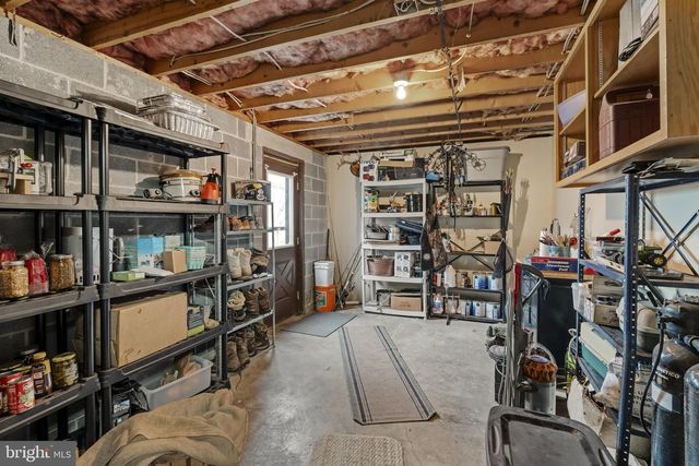 156 HORSE HAPPY RD, Newmanstown, PA 17073