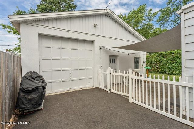 54 Chingarora Avenue, Keyport, NJ 07735