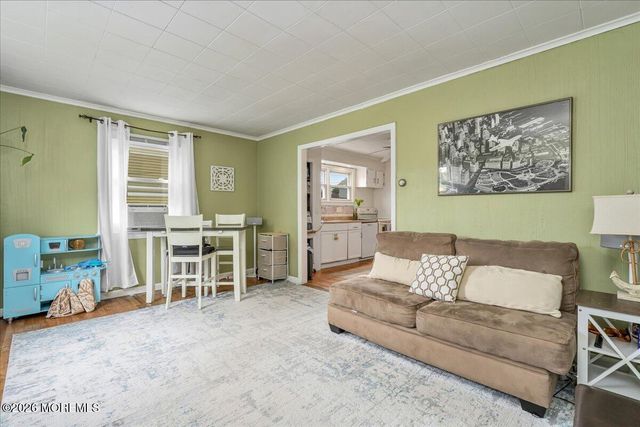54 Chingarora Avenue, Keyport, NJ 07735