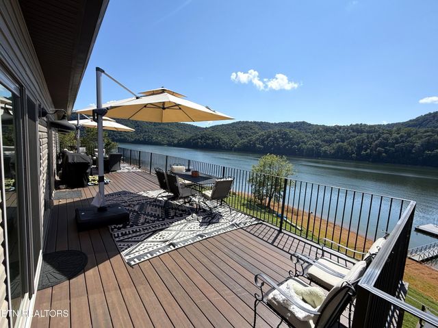 751 Jim Town Rd, Mooresburg, TN 37811