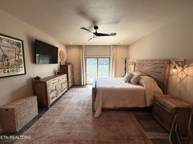 751 Jim Town Rd, Mooresburg, TN 37811