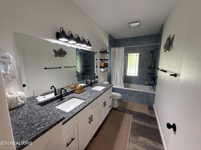 751 Jim Town Rd, Mooresburg, TN 37811