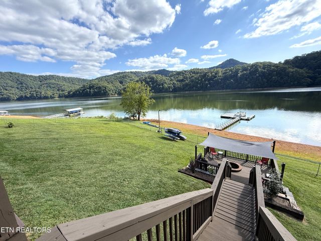 751 Jim Town Rd, Mooresburg, TN 37811