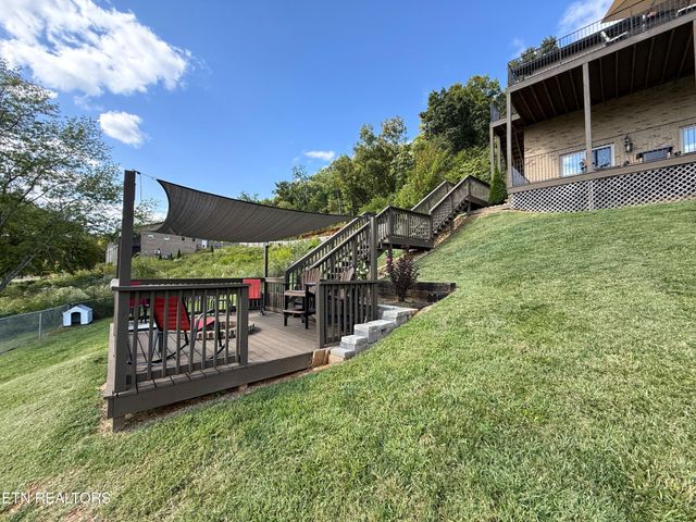 751 Jim Town Rd, Mooresburg, TN 37811