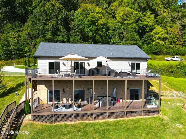 751 Jim Town Rd, Mooresburg, TN 37811