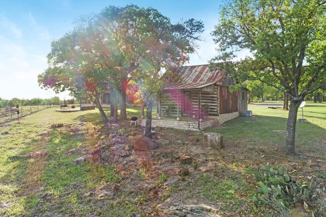 4725 Chesnut Mountain Road, Palo Pinto, TX 76484