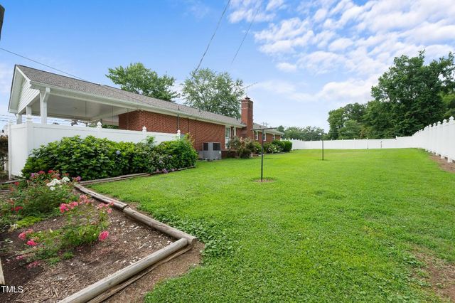 1828 Fletchers Chapel Road, Durham, NC 27703