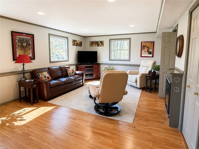 436 Brookwood Drive, Webster, NY 14580