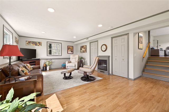 436 Brookwood Drive, Webster, NY 14580