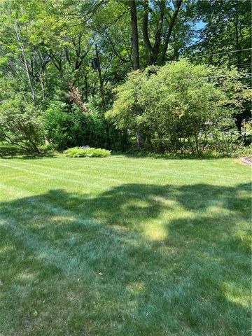 436 Brookwood Drive, Webster, NY 14580